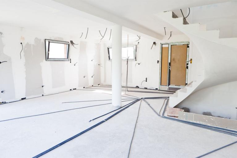 installation réseau et gaines électrique